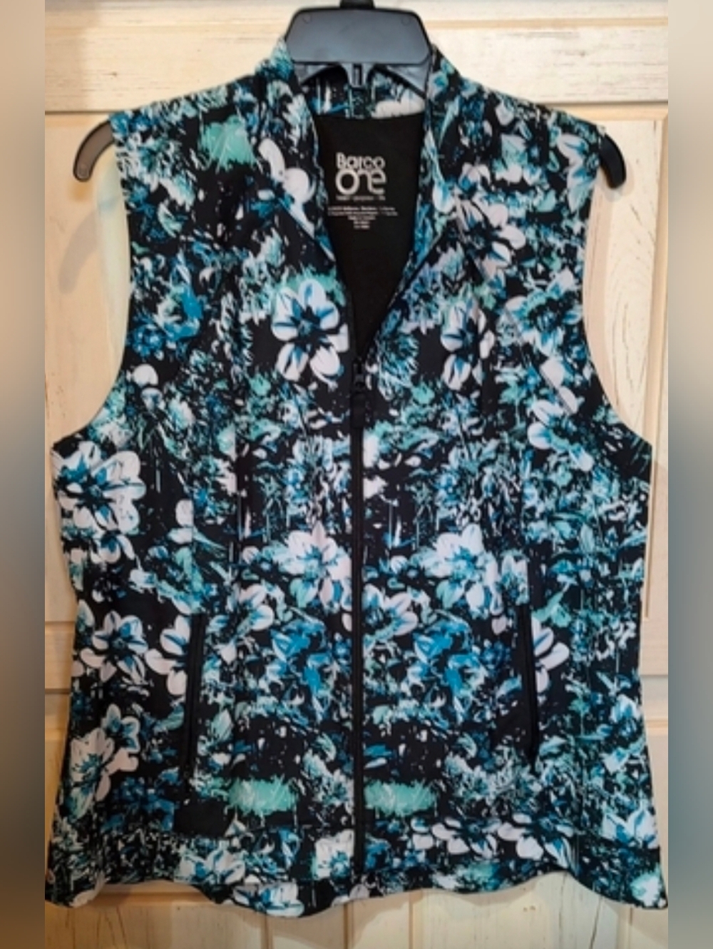 NWT Barco One NIGHT BLOOM Floral Zip Front Scrub Vest - Teal & Black SZ SMALL